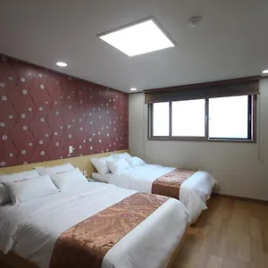 于马鲁度假村 3* 济州市